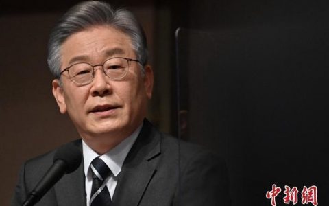 配资炒股网站 韩国最大在野党党首李在明恢复履职 促尹锡悦改组内阁