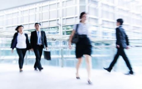 股指期货配资开户配资炒股适合上班族玩吗？