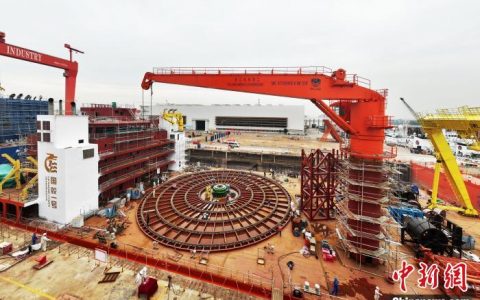 免息配资 中国最大海缆施工船正式下水 海缆埋设深度系全球之最