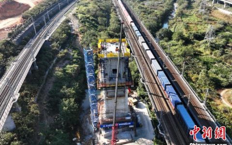 在线炒股配资 新建京港高铁九江至南昌段施工进入“快车道”